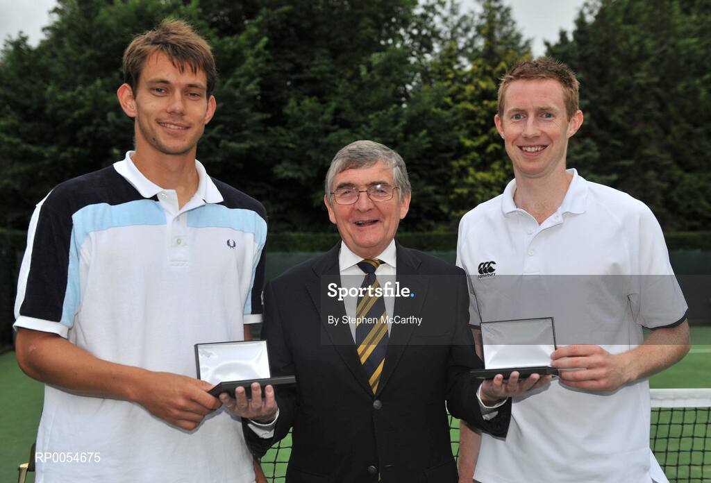 4 July 2008; Mens Double's runners-up Frederik Nielsen and Jonathan Marray with Fitzwilliam Lawn Tennis Club President John O'Brien. Shelbourne Irish Open Mens Tennis Championships 2008, Doubles Final, Prakash Amritraj / Aisam-Ul-Haq Qureshi v Jonathan Marray / Frederik Nielsen, Fitzwilliam Lawn Tennis Club, Appian Way, Dublin. Picture credit: Stephen McCarthy / SPORTSFILE