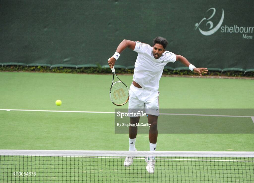 4 July 2008; Aisam-Ul-Haq Qureshi. Shelbourne Irish Open Mens Tennis Championships 2008, Doubles Final, Prakash Amritraj / Aisam-Ul-Haq Qureshi v Jonathan Marray / Frederik Nielsen, Fitzwilliam Lawn Tennis Club, Appian Way, Dublin. Picture credit: Stephen McCarthy / SPORTSFILE