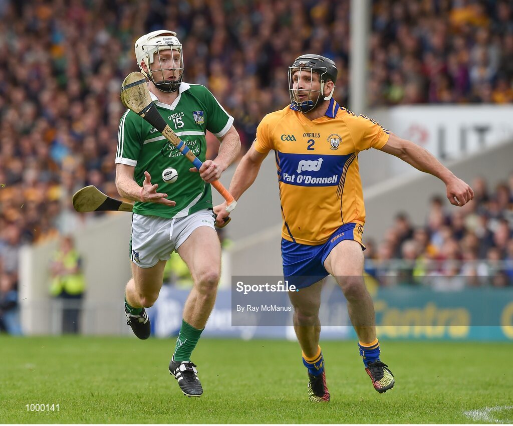 24 May 2015; Cian Lynch, Limerick, in action against Domhnall O'Donovan, Clare. Munster GAA Hurling Senior Championship Quarter-Final, Clare v Limerick. Semple Stadium, Thurles, Co. Tipperary. Picture credit: Ray McManus / SPORTSFILE