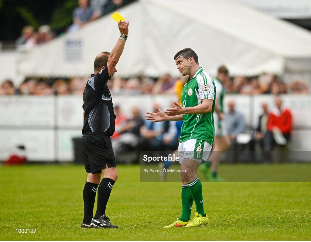 24 May 2015; David McGreevy, London, reacts as he is shown the yellow card by referee Eddie Kinsella. Connacht GAA Football Senior Championship Quarter-Final, London v Roscommon. Páirc Smárgaid, Ruislip, London, England. Picture credit: Piaras Ó Mídheach / SPORTSFILE
