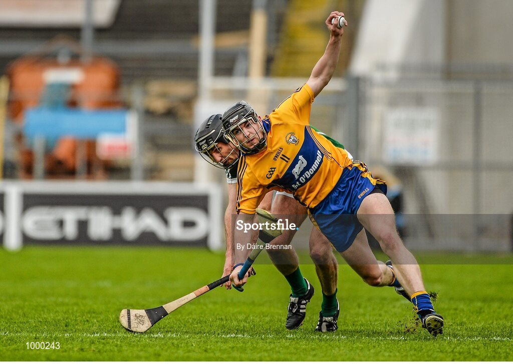 24 May 2015; Tony Kelly, Clare, in action against Donal O'Grady, Limerick. Munster GAA Hurling Senior Championship Quarter-Final, Clare v Limerick. Semple Stadium, Thurles, Co. Tipperary. Picture credit: Dáire Brennan / SPORTSFILE