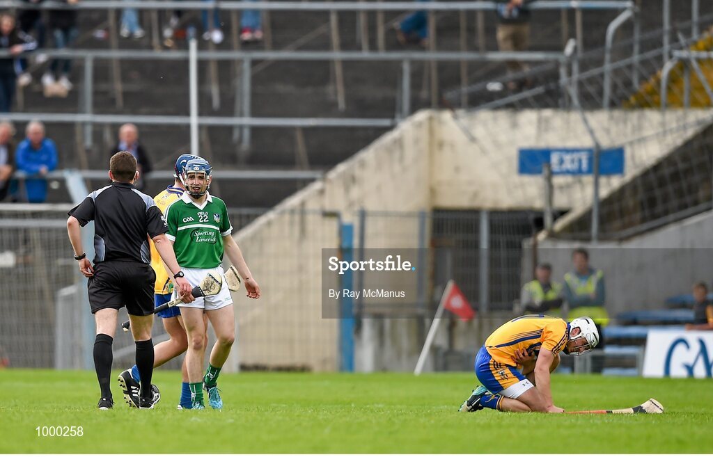 24 May 2015; Limerick substitute Sean Tobin about to be shown a red card by referee Colm Lyons. Munster GAA Hurling Senior Championship Quarter-Final, Clare v Limerick. Semple Stadium, Thurles, Co. Tipperary. Picture credit: Ray McManus / SPORTSFILE