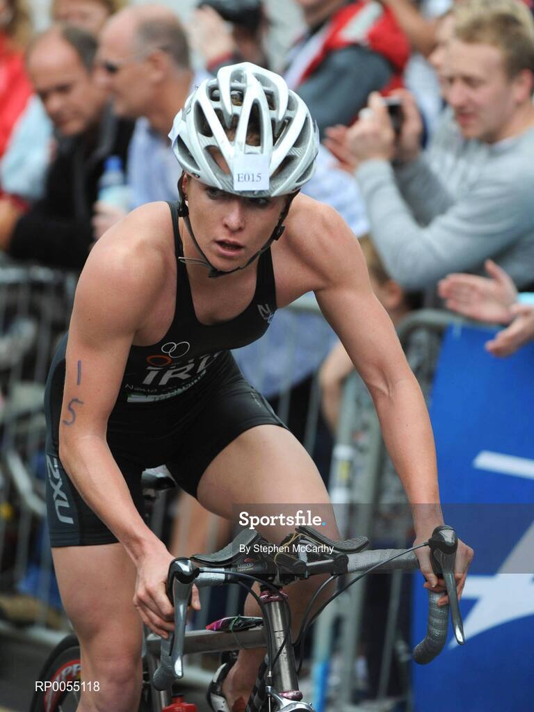 12 July 2008; Emma Davis, in action during the cycling discipline of the Women's Elite Race at the triAthlone event. Over 1,500 competitiors took part in the third running of triAthlone sponsored by Waterways Ireland. TriAthlone will host the European Triathlon Championships in 2010, this will be the first time the event has ever been held in Ireland. Waterways Ireland triAthlone Triathlon, Athlone, Co. Westmeath. Picture credit: Stephen McCarthy / SPORTSFILE