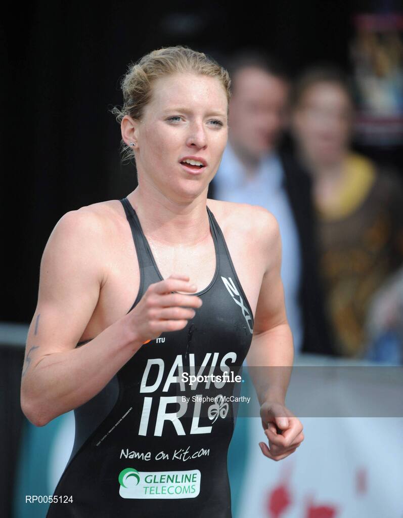 12 July 2008; Emmas Davis, Ireland, in action during the running discipline of the Women's Elite Race at the triAthlone event. Over 1,500 competitiors took part in the third running of triAthlone sponsored by Waterways Ireland. TriAthlone will host the European Triathlon Championships in 2010, the first time the event has ever been held in Ireland. Waterways Ireland triAthlone Triathlon, Athlone, Co. Westmeath. Picture credit: Stephen McCarthy / SPORTSFILE