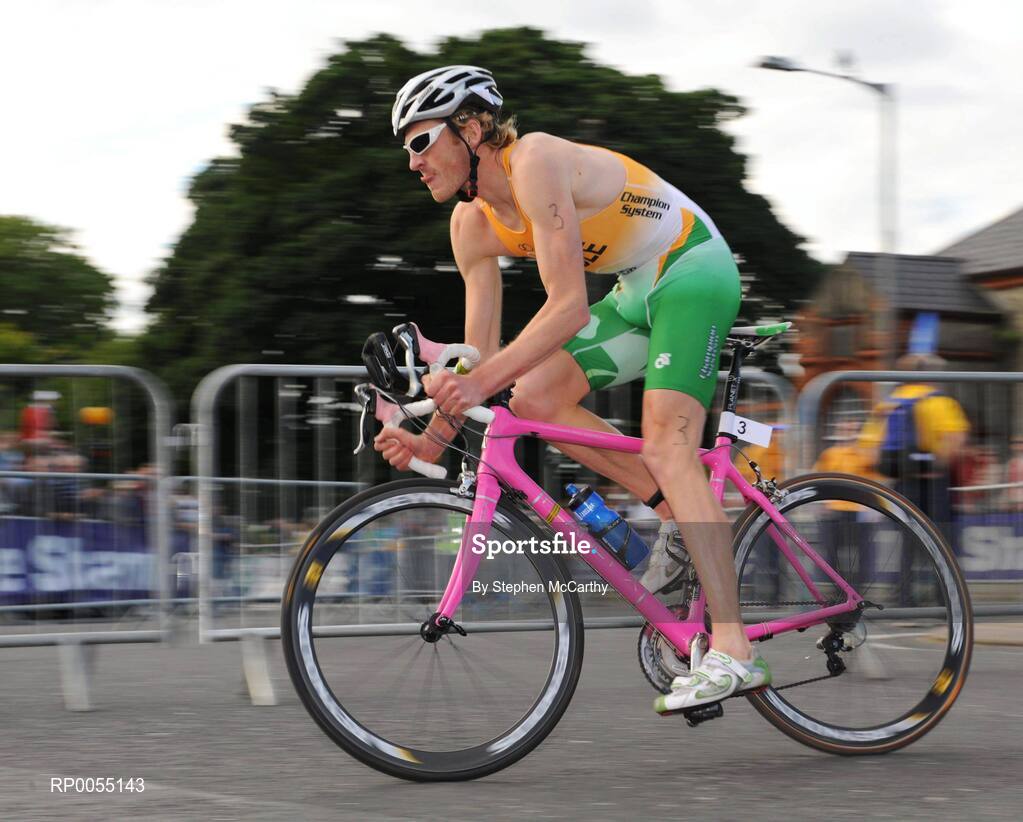 12 July 2008; Gavin Noble, Ireland, in action during the cycling discipline of the Men's Elite Race at the triAthlone event. Over 1,500 competitors took part in the third running of triAthlone sponsored by Waterways Ireland. triAthlone will host the European Triathlon Championships in 2010, the first time the event has ever been held in Ireland. Waterways Ireland triAthlone Triathlon, Athlone, Co. Westmeath. Picture credit: Stephen McCarthy / SPORTSFILE