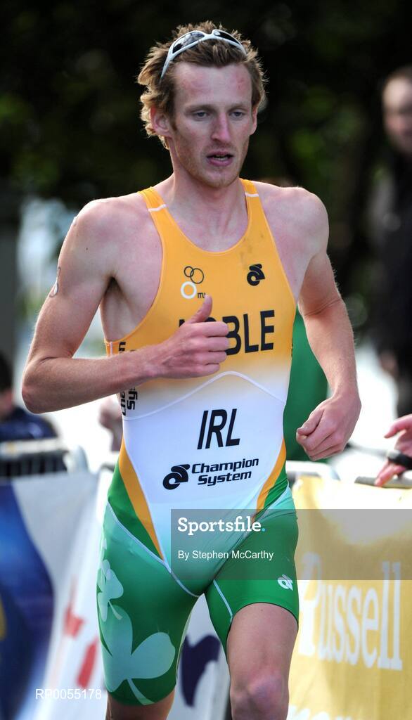 12 July 2008; Gavin Noble in action during the running discipline of the Men's Elite Race at the triAthlone event. Over 1,500 competitors took part in the third running of triAthlone sponsored by Waterways Ireland. triAthlone will host the European Triathlon Championships in 2010, the first time the event has ever been held in Ireland. Waterways Ireland triAthlone Triathlon, Athlone, Co. Westmeath. Picture credit: Stephen McCarthy / SPORTSFILE