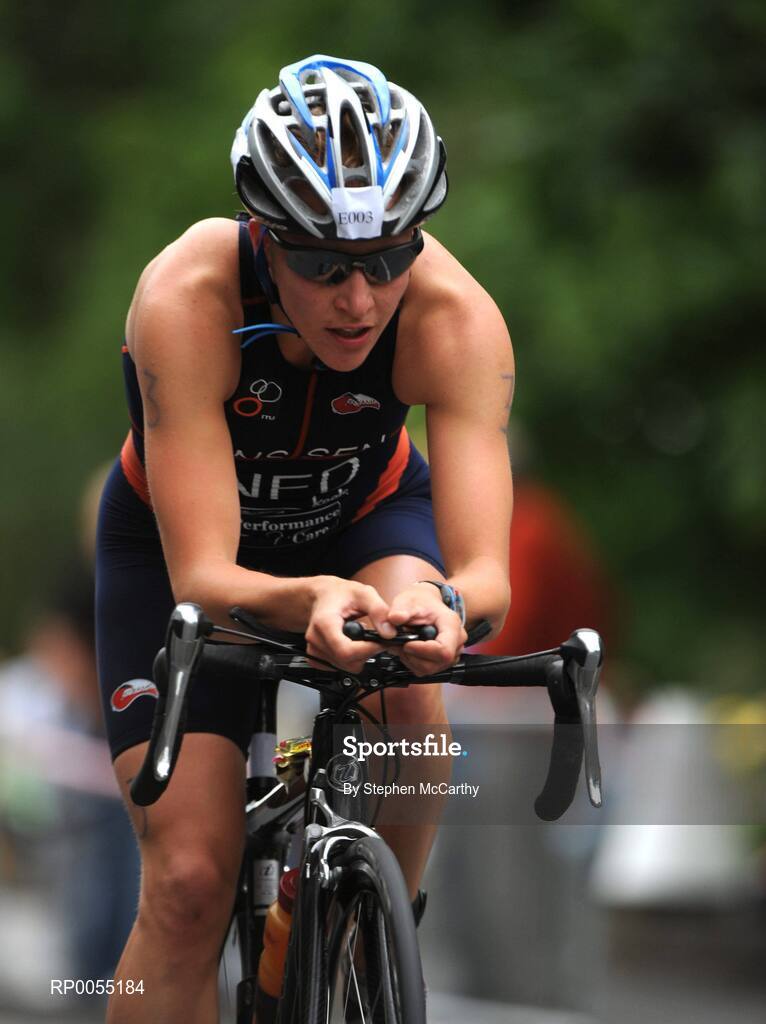 12 July 2008; Eva Janssen, Netherlands, in action during the cycling discipline of the Women's Elite Race at the triAthlone event. Over 1,500 competitors took part in the third running of triAthlone sponsored by Waterways Ireland. triAthlone will host the European Triathlon Championships in 2010, the first time the event has ever been held in Ireland. Waterways Ireland triAthlone Triathlon, Athlone, Co. Westmeath. Picture credit: Stephen McCarthy / SPORTSFILE