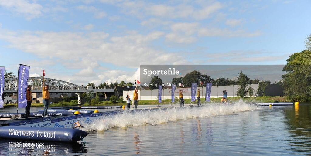 12 July 2008; A general view of the start of the Men's Elite Race swimming discipline at the triAthlone event. Over 1,500 competitors took part in the third running of triAthlone sponsored by Waterways Ireland. triAthlone will host the European Triathlon Championships in 2010, the first time the event has ever been held in Ireland. Waterways Ireland triAthlone Triathlon, Athlone, Co. Westmeath. Picture credit: Stephen McCarthy / SPORTSFILE