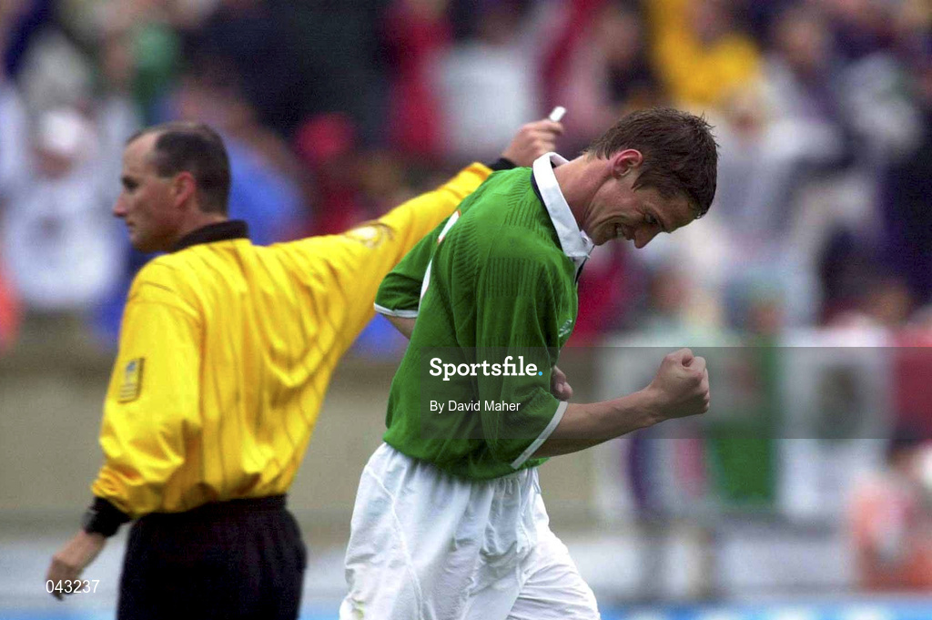 4 June 2000; Dominic Foley of Republic of Ireland celebrates after scoring his side's second goal during the US Nike Cup game between Republic of Ireland and Mexico at Soldier Field in Chicago, Illnois, USA. Photo by David Maher/Sportsfile