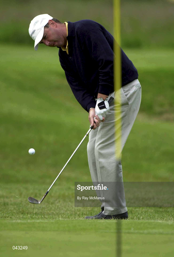 6 June 2000; Garth McGimpsey of Bangor Golf Club chips onto the 2nd green during the final round of the East of Ireland Championship at County Louth Golf Club in Baltray, Louth. Photo by Ray McManus/Sportsfile