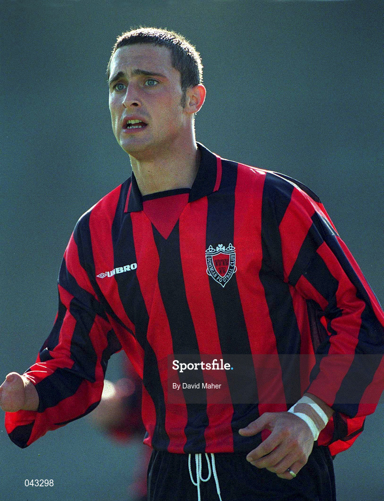 22 July 2000; David Morrison of Bohemians during the Derek Swan Testimonial match between Bohemians and Tranmere Rovers at Dalymount Park in Dublin. Photo by David Maher/Sportsfile