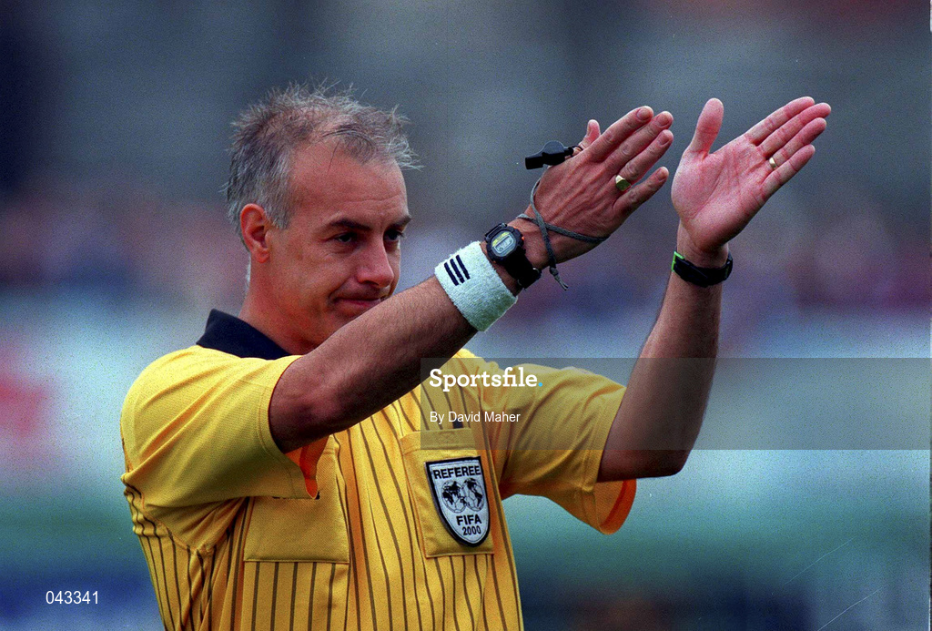 23 July 2000; Referee Hugh Byrne during the Pre-Season Friendly match between St Patrick's Athletic and West Ham United at Richmond Park in Dublin. Photo by David Maher/Sportsfile