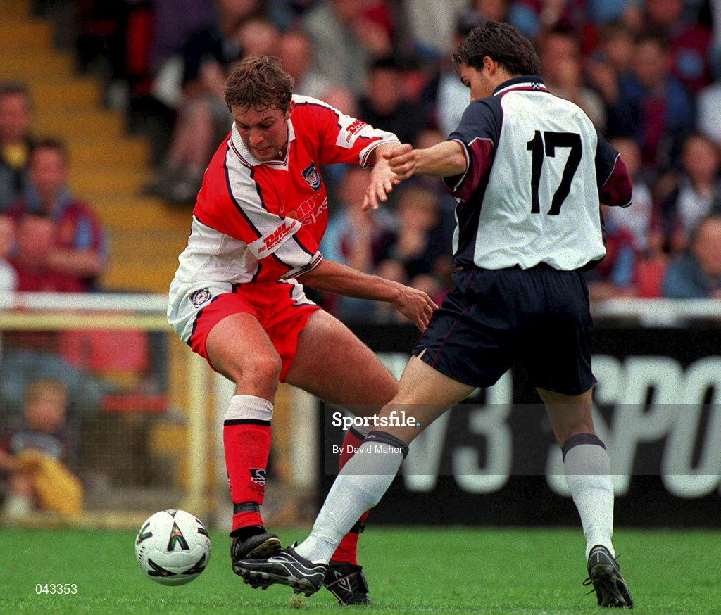 23 July 2000; Jamie Harris of St Patrick's Athletic in action against Danny Invincible of West Ham United during the Pre-Season Friendly match between St Patrick's Athletic and West Ham United at Richmond Park in Dublin. Photo by David Maher/Sportsfile