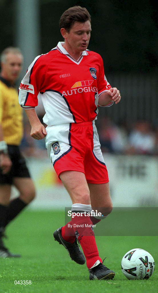 23 July 2000; Martin Russell of St Patrick's Athletic during the Pre-Season Friendly match between St Patrick's Athletic and West Ham United at Richmond Park in Dublin. Photo by David Maher/Sportsfile