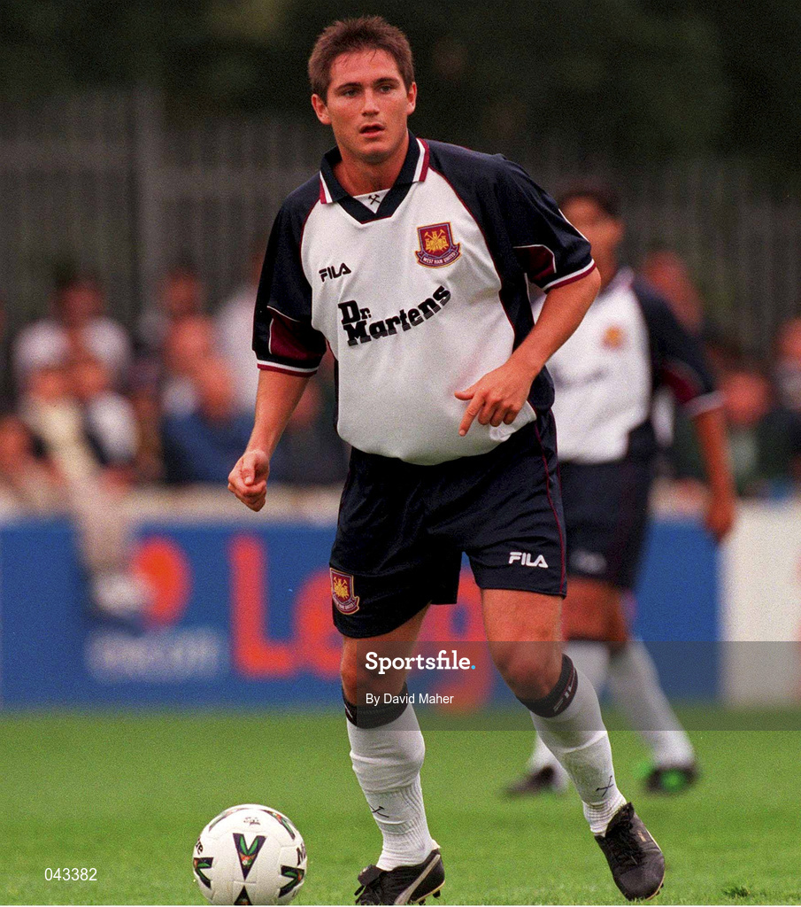 23 July 2000; Frank Lampard of West Ham United during the Pre-Season Friendly match between St Patrick's Athletic and West Ham United at Richmond Park in Dublin. Photo by David Maher/Sportsfile