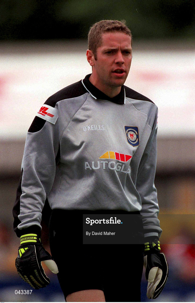 23 July 2000; St Patrick's Athletic goalkeeper Seamus Kelly during the Pre-Season Friendly match between St Patrick's Athletic and West Ham United at Richmond Park in Dublin. Photo by David Maher/Sportsfile