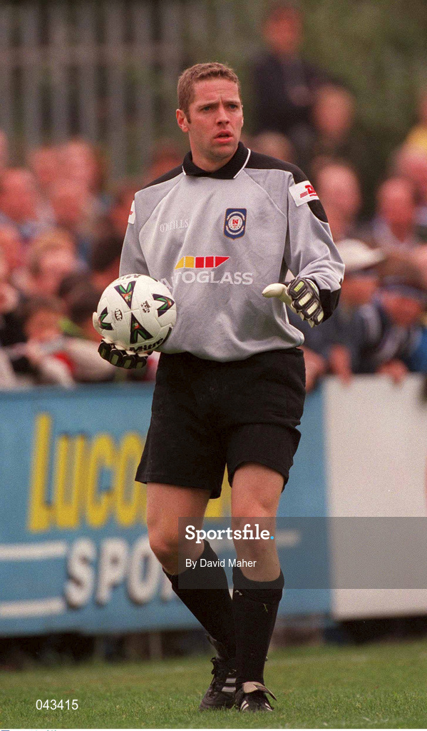 23 July 2000; St Patrick's Athletic goalkeeper Seamus Kelly during the Pre-Season Friendly match between St Patrick's Athletic and West Ham United at Richmond Park in Dublin. Photo by David Maher/Sportsfile