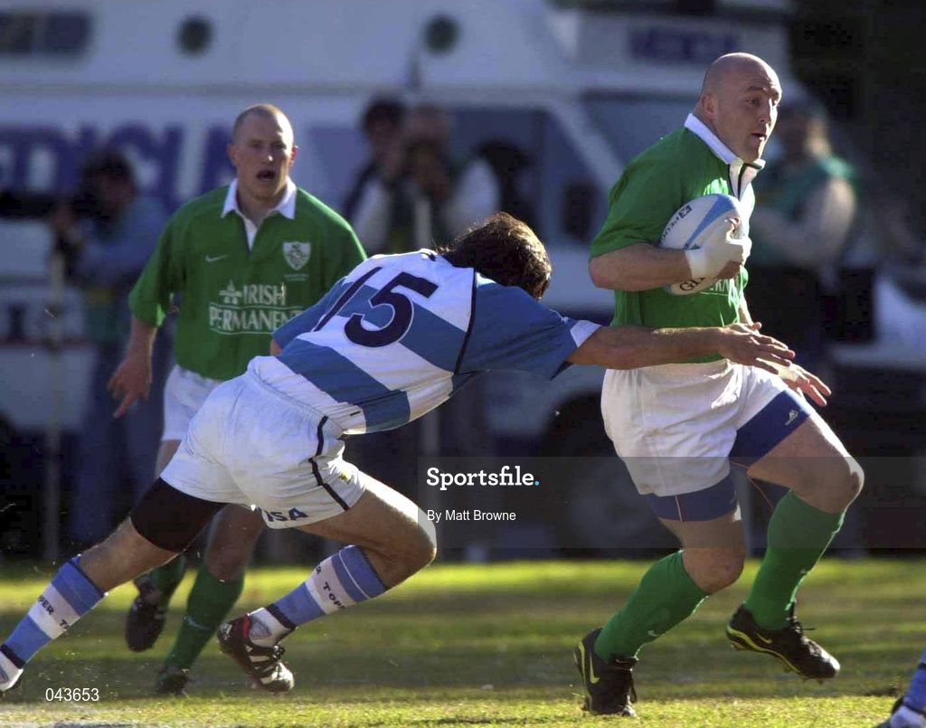 3 June 2000; Keith Wood of Ireland is tackled by Ignacio Corletto of Argentina during the Rugby International match between Argentina and Ireland at Estadio Arquitecto Ricardo Etcheverri in Buenos Airies, Argentina. Photo by Matt Browne/Sportsfile