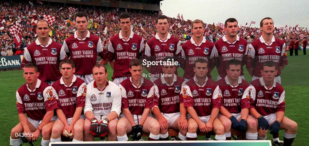 30 July 2000; The Galway team prior to the Bank of Ireland Connacht Senior Football Championship Final between Galway and Leitrim at Dr Hyde Park in Roscommon. Photo by David Maher/Sportsfile