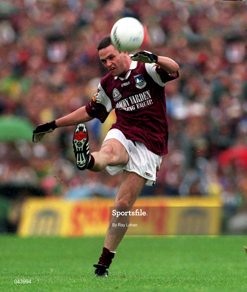 30 July 2000; Shay Walsh of Galway during the Bank of Ireland Connacht Senior Football Championship Final between Galway and Leitrim at Dr Hyde Park in Roscommon. Photo by Ray Lohan/Sportsfile