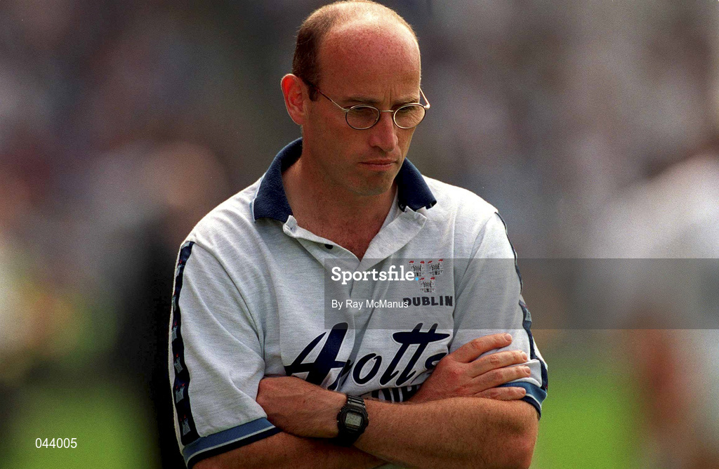 30 July 2000; Dublin manager Tommy Carr during the Bank of Ireland Leinster Senior Football Championship Final between Dublin and Kildare at Croke Park in Dublin. Photo by Ray McManus/Sportsfile