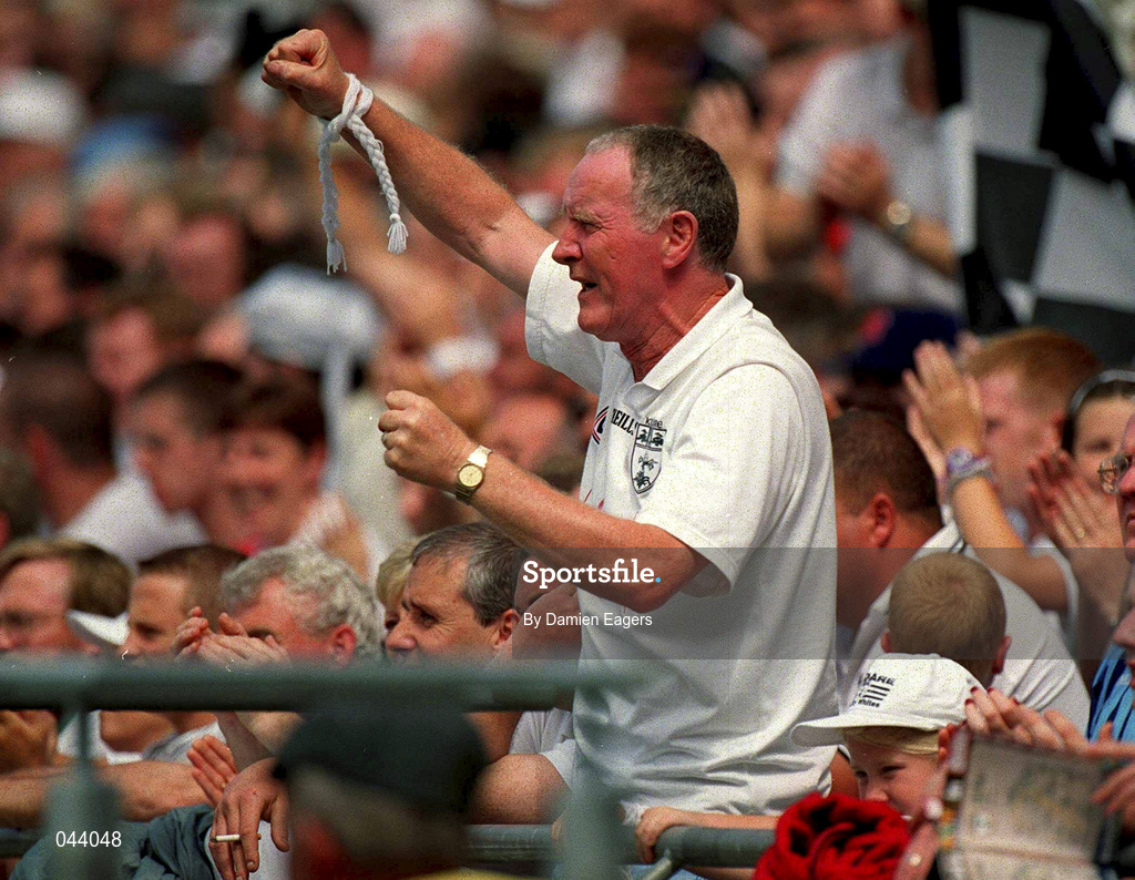 30 July 2000; A Kildare supporter urges on his side during the Bank of Ireland Leinster Senior Football Championship Final between Dublin and Kildare at Croke Park in Dublin. Photo by Damien Eagers/Sportsfile