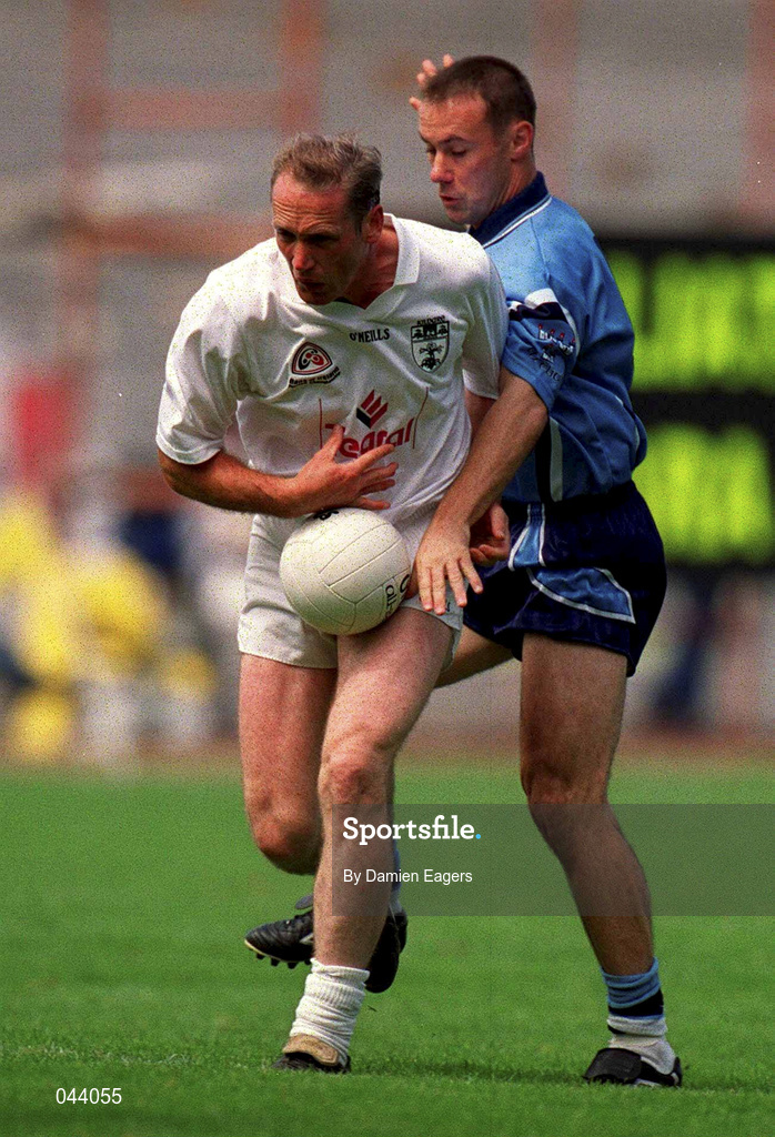 30 July 2000; Willie McCreery of Kildare in action against Paul Curran of Dublin during the Bank of Ireland Leinster Senior Football Championship Final between Dublin and Kildare at Croke Park in Dublin. Photo by Damien Eagers/Sportsfile