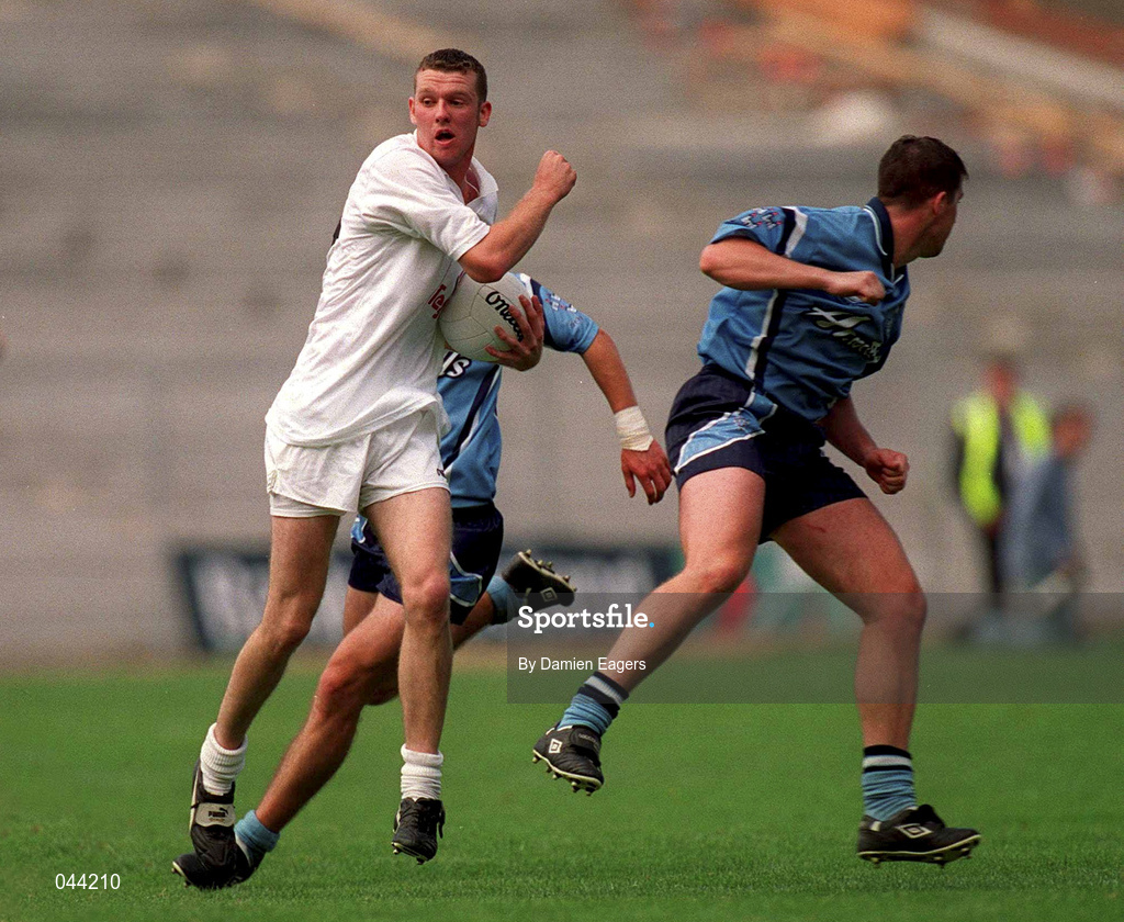 30 July 2000; Ronan Sweeney of Kildare in action against Jonathan Magee of Dublin during the Bank of Ireland Leinster Senior Football Championship Final between Dublin and Kildare at Croke Park in Dublin. Photo by Damien Eagers/Sportsfile
