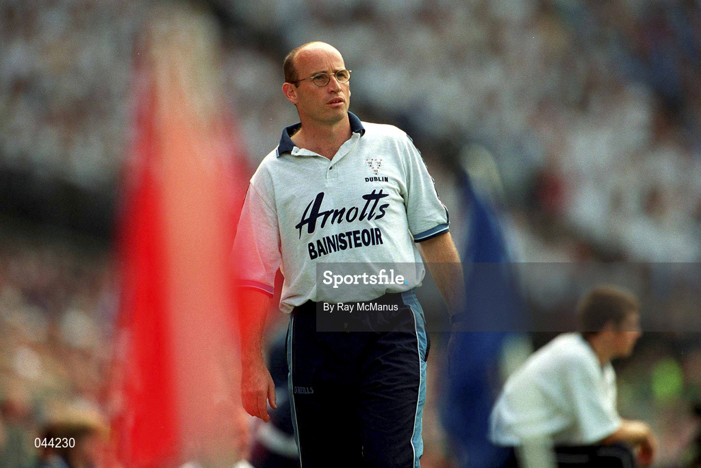 30 July 2000; Dublin manager Tommy Carr during the Bank of Ireland Leinster Senior Football Championship Final between Dublin and Kildare at Croke Park in Dublin. Photo by Ray McManus/Sportsfile
