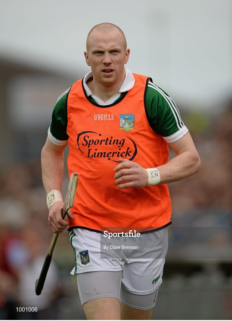 24 May 2015; Wayne McNamara, Limerick, warms up holding his hurley. Munster GAA Hurling Senior Championship Quarter-Final, Clare v Limerick. Semple Stadium, Thurles, Co. Tipperary. Picture credit: Dáire Brennan / SPORTSFILE