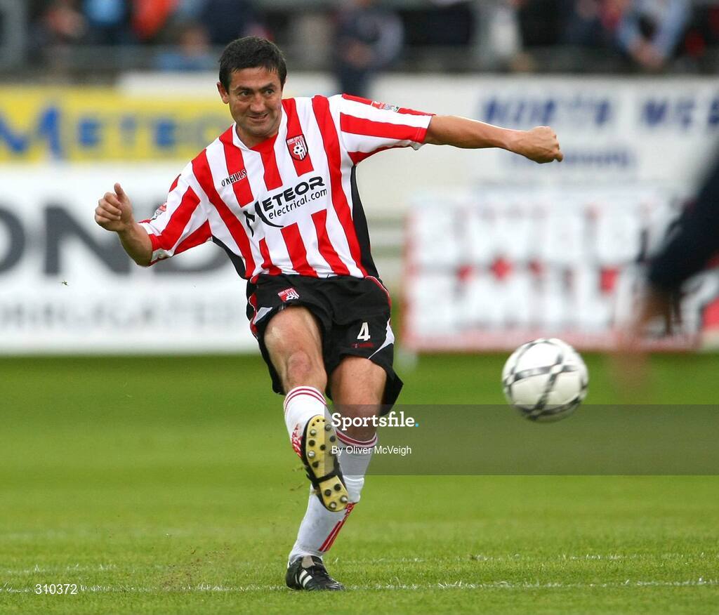 27 June 2008; Peter Hutton, Derry City. eircom league Premier Division, Derry City v St Patrick's Athletic, Brandywell, Derry. Picture credit: Oliver McVeigh / SPORTSFILE
