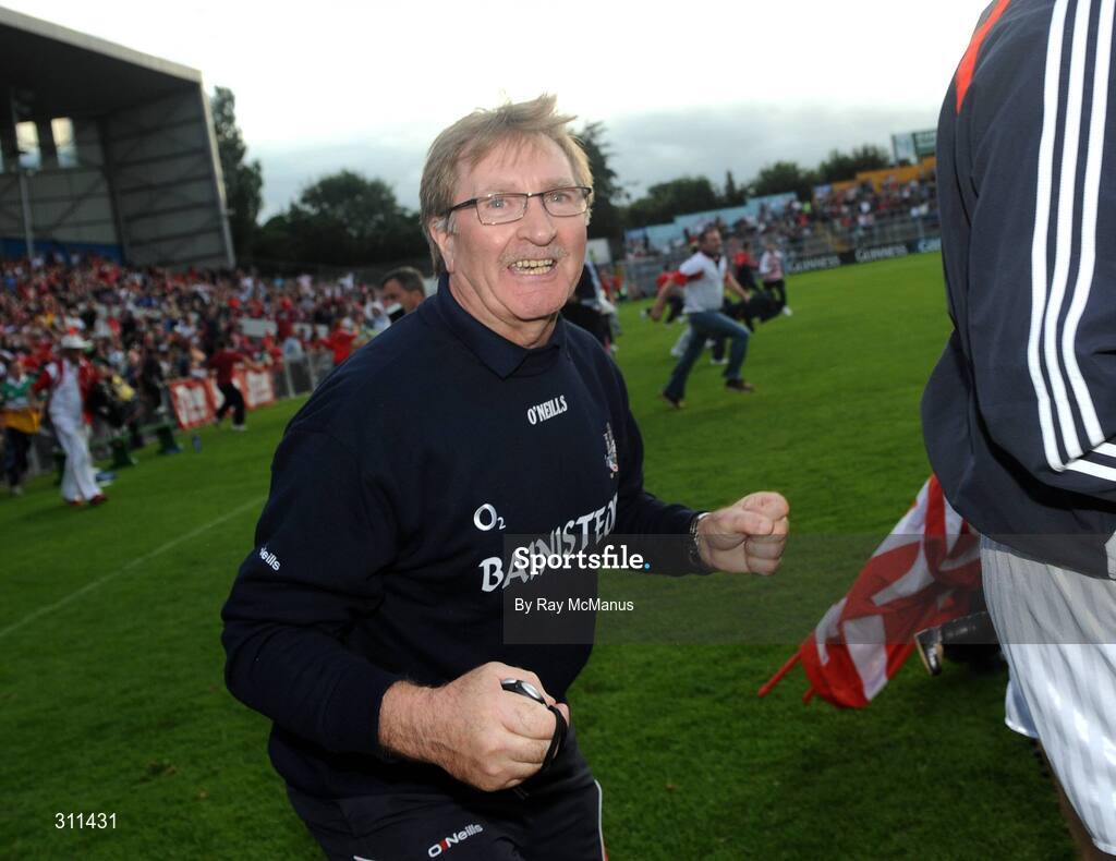 19 July 2008; Cork manager Gerald McCarthy celebrates victory. GAA Hurling All-Ireland Senior Championship Qualifier - Round 4, Cork v Galway, Thurles, Co. Tipperary. Picture credit: Ray McManus / SPORTSFILE