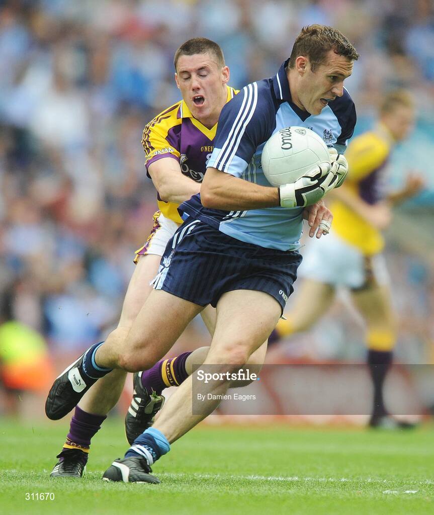 20 July 2008; Ciaran Whelan, Dublin, in action against Thomas Howlin, Wexford. GAA Football Leinster Senior Championship Final, Dublin v Wexford, Croke Park, Dublin. Picture credit: Damien Eagers / SPORTSFILE