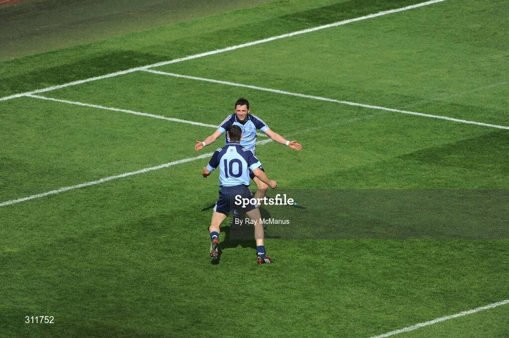 20 July 2008; Dublin captain Alan Brogan rushes to congratulate team-mate Diarmuid Connolly after Connolly had scored the first Dublin goal. GAA Football Leinster Senior Championship Final, Dublin v Wexford, Croke Park, Dublin. Picture credit: Ray McManus / SPORTSFILE