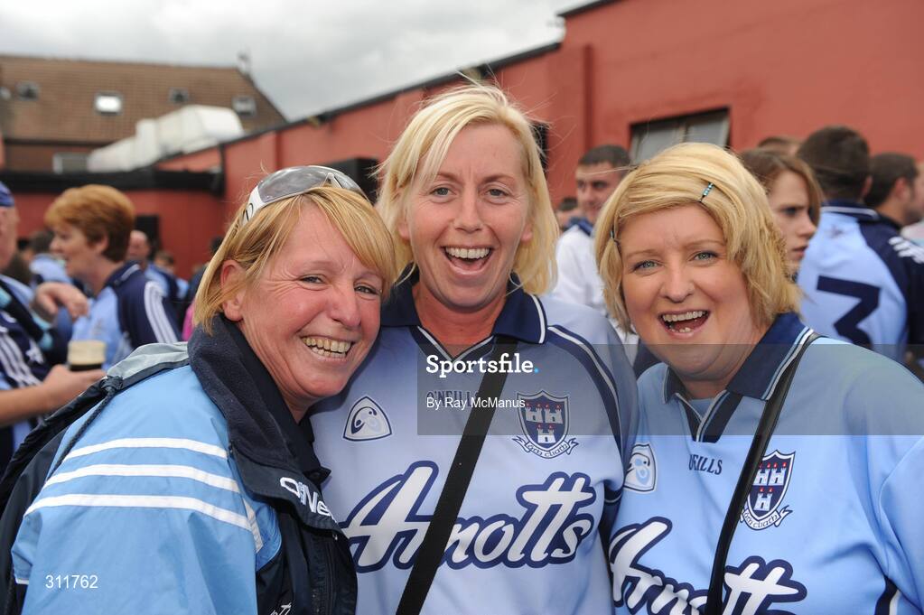 20 July 2008; Dublin supporters Pauline Farrell, left, Artane, Angela Newman, Togher, Co. Cork, and Kathleen Kenny, from Portmarnock, relax in Meaghers before the game. GAA Football Leinster Senior Championship Final, Dublin v Wexford, Croke Park, Dublin. Picture credit: Ray McManus / SPORTSFILE