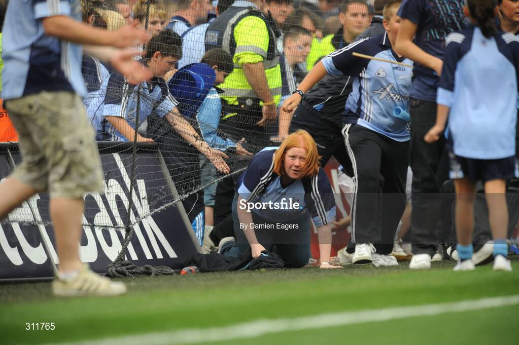 20 July 2008; Dublin supporters enter the pitch. GAA Football Leinster Senior Championship Final, Dublin v Wexford, Croke Park, Dublin. Picture credit: Damien Eagers / SPORTSFILE