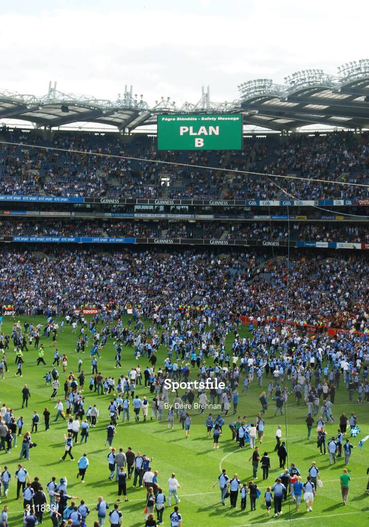 20 July 2008; A general view of Croke Park as Dublin supporters invade the pitch. GAA Football Leinster Senior Championship Final, Dublin v Wexford, Croke Park, Dublin. Picture credit: Dáire Brennan / SPORTSFILE