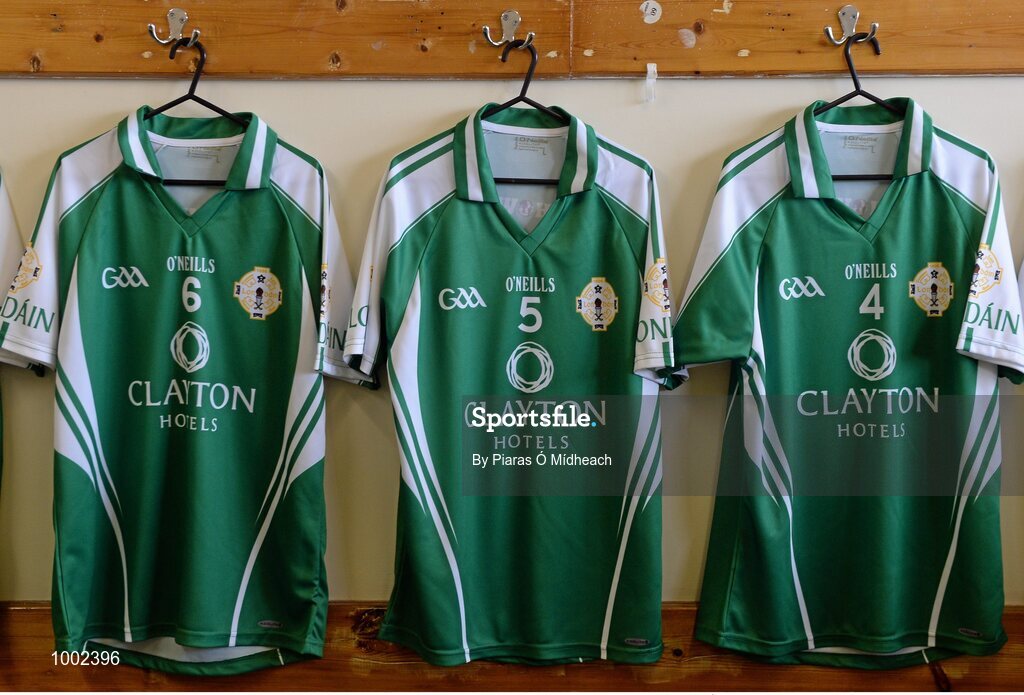 24 May 2015; A general view of London jerseys in the dressing room before the game. Connacht GAA Football Senior Championship Quarter-Final, London v Roscommon. Páirc Smárgaid, Ruislip, London, England. Picture credit: Piaras Ó Mídheach / SPORTSFILE