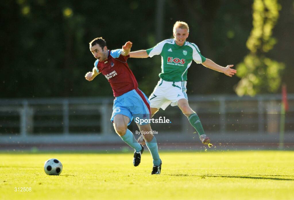 23 July 2008; Ollie Cahill, Drogheda United, in action against Vadim Petrenko, F.C. Levadia Tallinn. UEFA Champions League, 1st Qualifying Rd, 2nd leg, F.C. Levadia Tallinn v Drogheda United, Kadriorg Stadium, Tallinn, Estonia. Photo by Sportsfile
