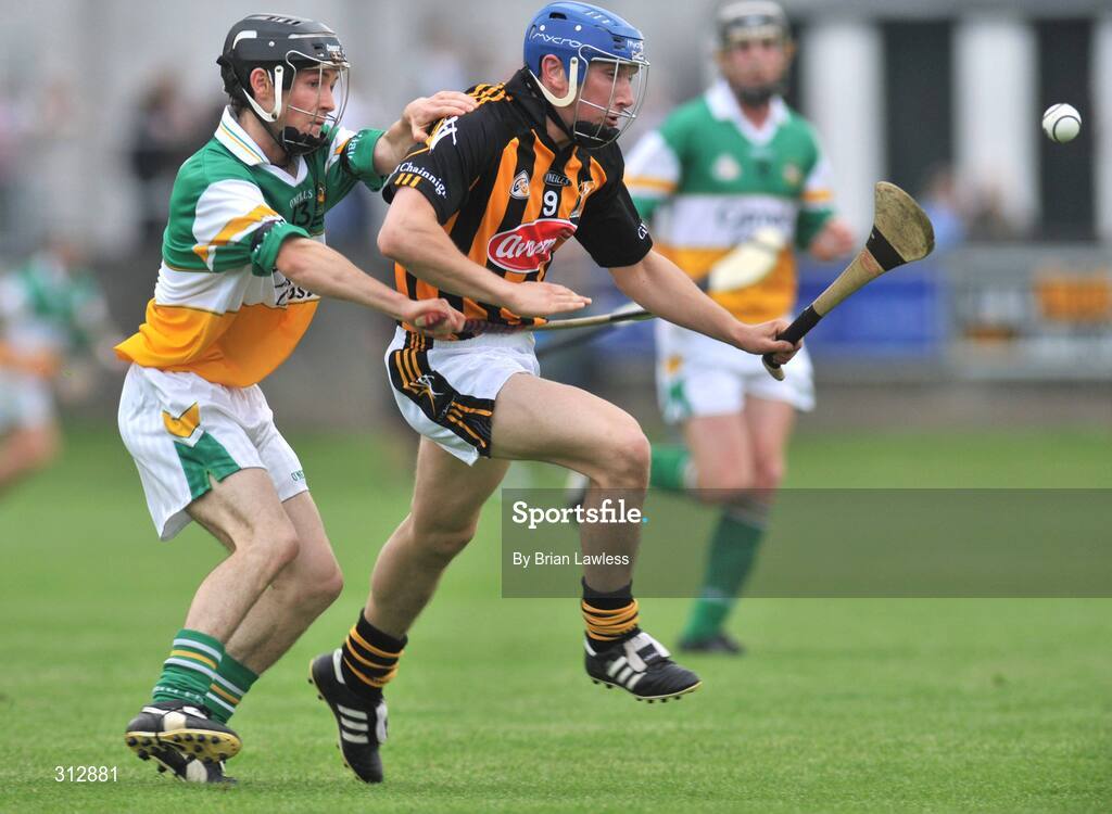 24 July 2008; Niall Walsh, Kilkenny, in action against Brian Watkins, Offaly. Leinster GAA Hurling Under 21 Championship Final, Offaly v Kilkenny, O'Connor Park, Tullamore, Co. Offaly. Picture credit: Brian Lawless / SPORTSFILE