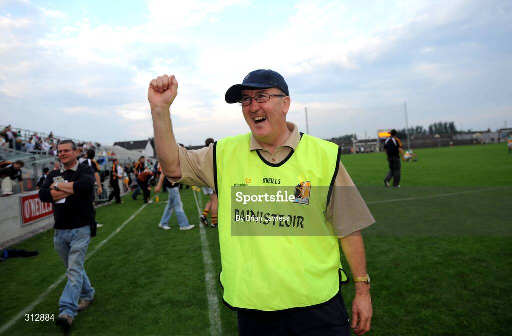 24 July 2008; Kilkenny manager Michael Walsh celebrates at the final whistle. Leinster GAA Hurling Under 21 Championship Final, Offaly v Kilkenny, O'Connor Park, Tullamore, Co. Offaly. Picture credit: Brian Lawless / SPORTSFILE
