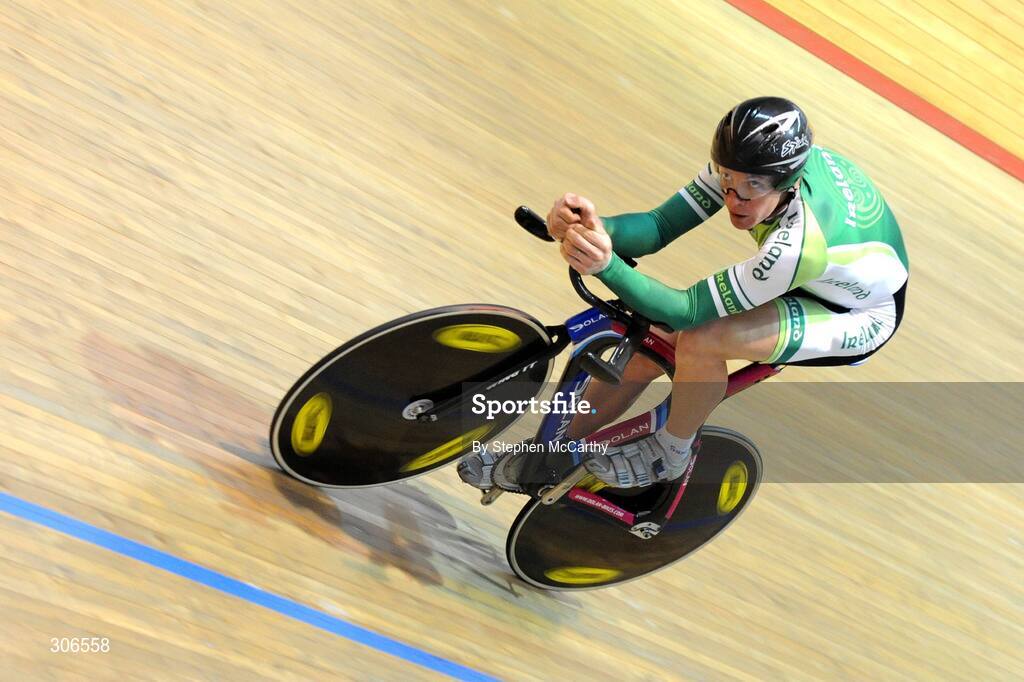 23 June 2008; Irish Olympic cyclist David O'Loughlin in action during training. Wales National Velodrome, Newport, Wales. Picture credit: Stephen McCarthy / SPORTSFILE