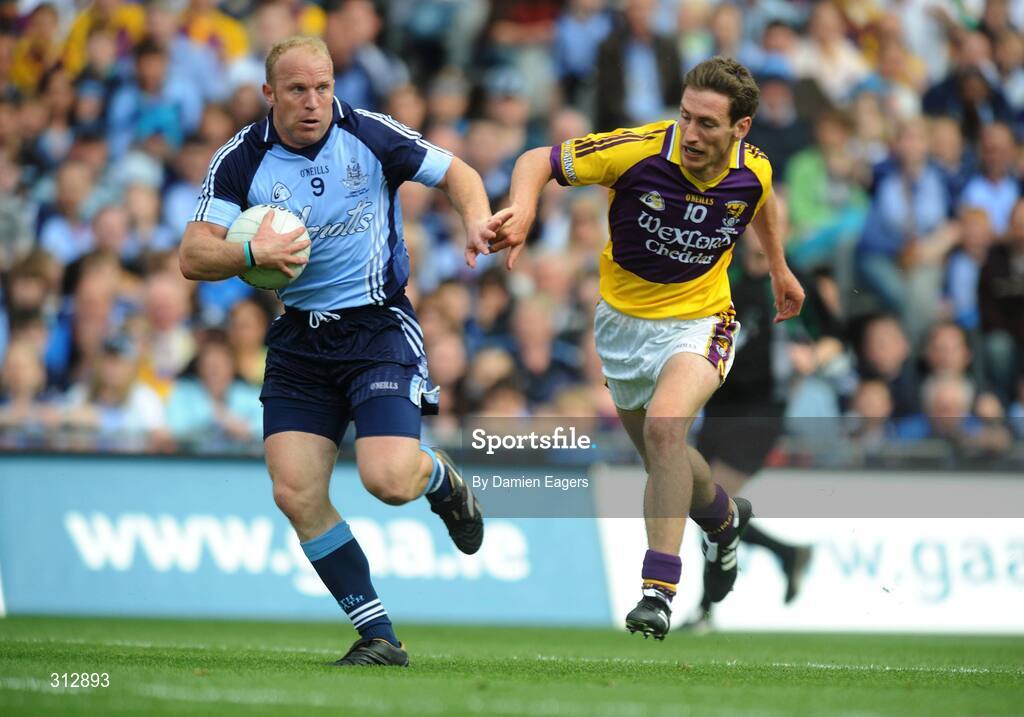 20 July 2008; Shane Ryan, Dublin, in action against Redmond Barry, Wexford. GAA Football Leinster Senior Championship Final, Dublin v Wexford, Croke Park, Dublin. Picture credit: Damien Eagers / SPORTSFILE