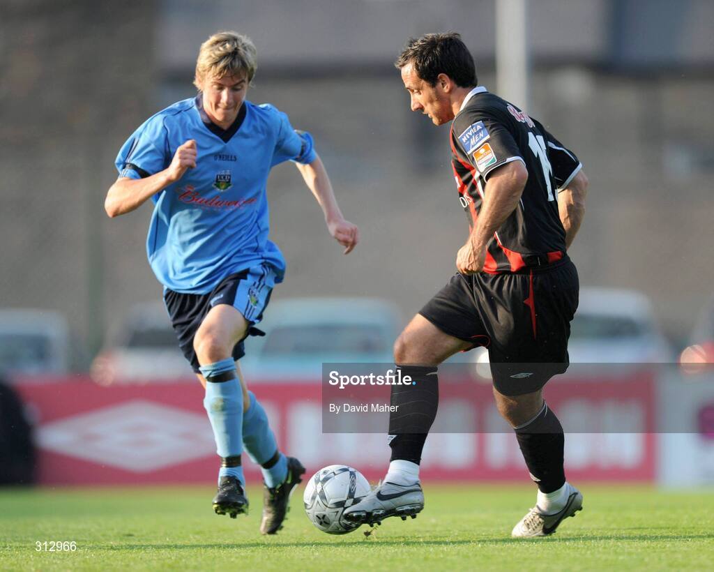 25 July 2008; Neale Fenn, Bohemians, in action against Ronan Finn, UCD. eircom league Premier Division, Bohemians v UCD, Dalymount Park, Dublin. Picture credit: David Maher / SPORTSFILE