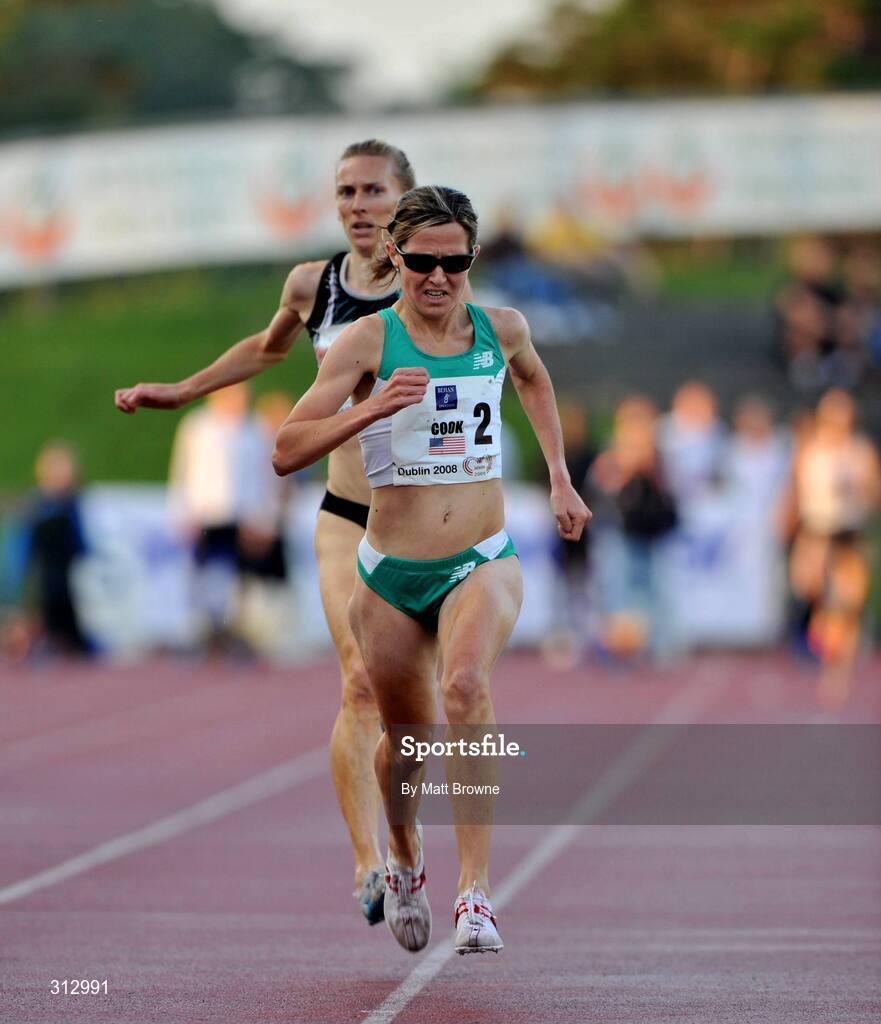 25 July 2008; Melissa Cook, USA, on the way to winning the women's 3000m from second place Maria McCambridge, Ireland. Morton Memorial Games, Morton Stadium, Santry, Co. Dublin Picture credit: Matt Browne / SPORTSFILE