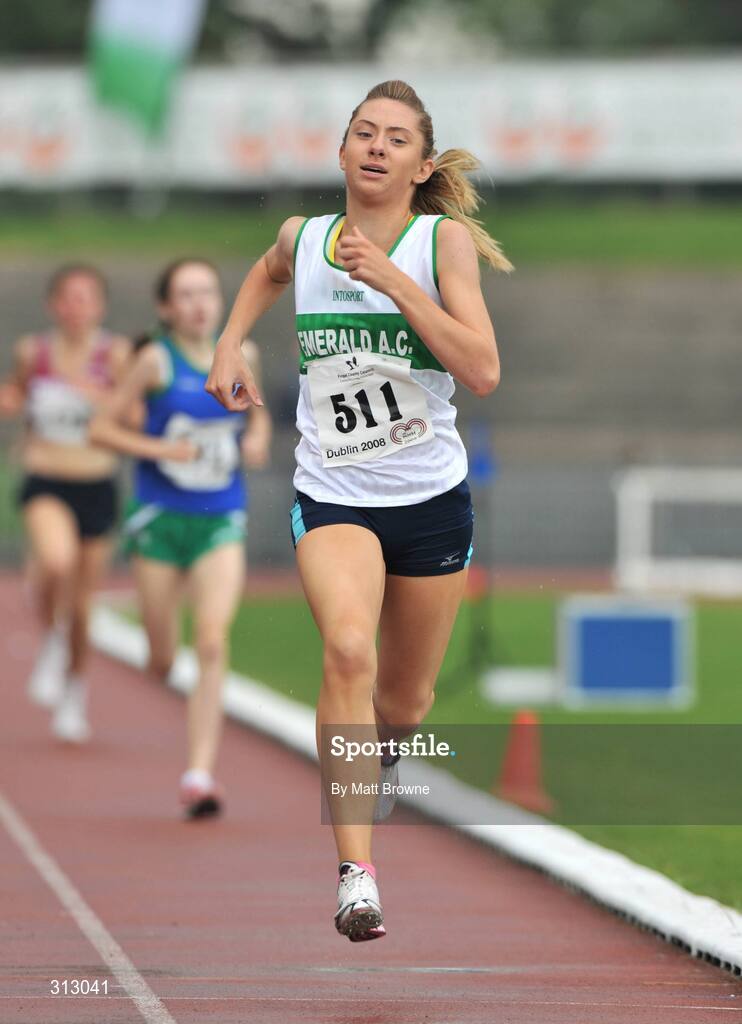 25 July 2008; Amy O'Donoghue, from Limerick, on her way to winning the Girls U-15 800m. Morton Memorial Games, Morton Stadium, Santry, Co. Dublin Picture credit: Matt Browne / SPORTSFILE