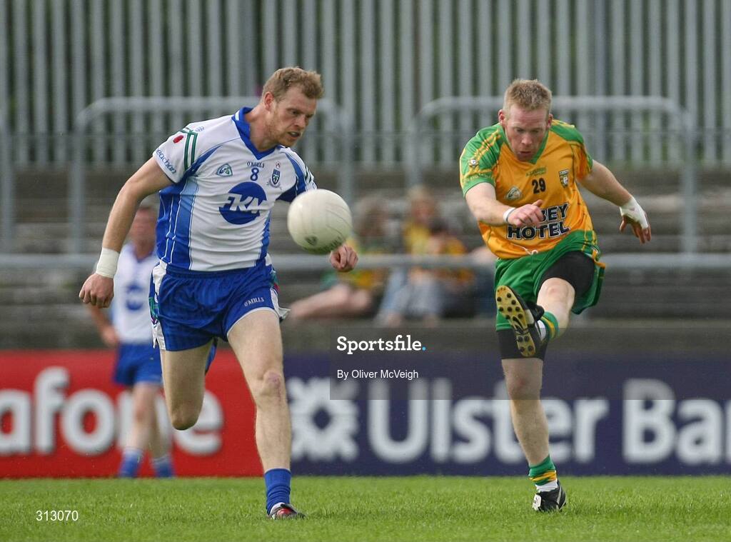24 July 2008; Brian Roper, Donegal in action against Eoin Lennon, Monaghan. GAA Football All-Ireland Senior Championship Qualifier, Round 2, Donegal v Monaghan, Ballybofey, Co. Donegal. Picture credit: Oliver McVeigh / SPORTSFILE