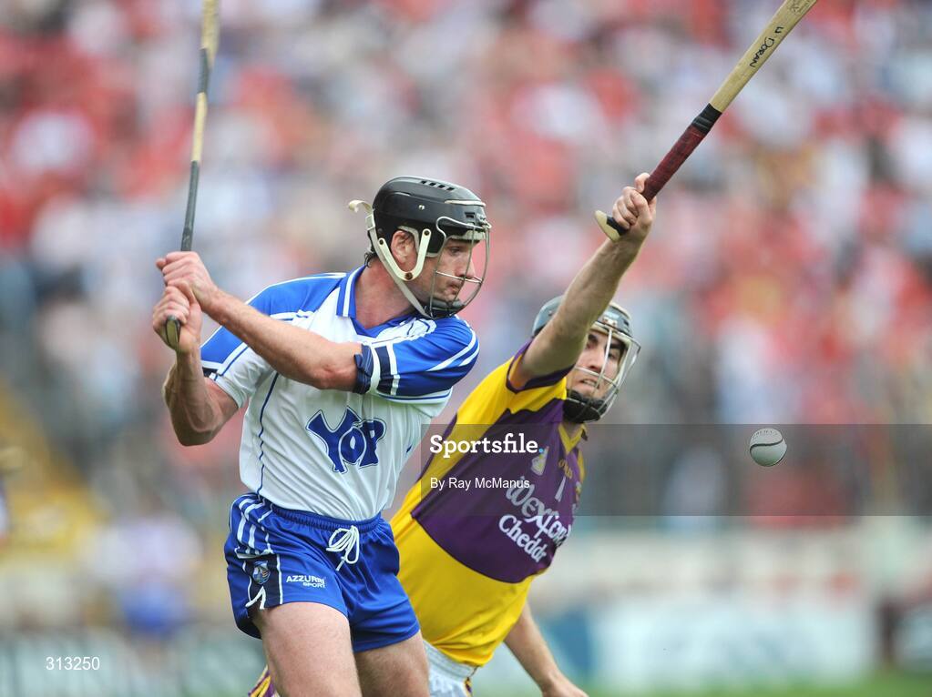 27 July 2008; Tony Browne, Waterford, in action against Willie Doran, Wexford. GAA Hurling All-Ireland Senior Championship Quarter-Final, Wexford v Waterford, Semple Stadium, Thurles, Co. Tipperary. Picture credit: Ray McManus / SPORTSFILE