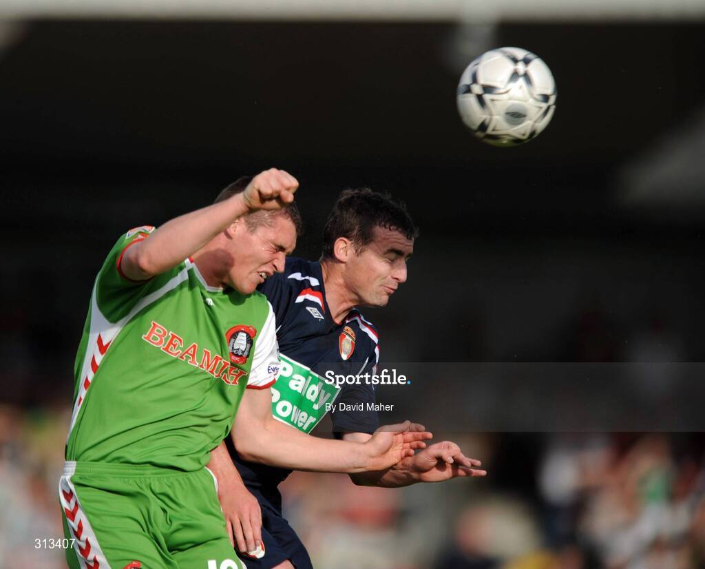 27 July 2008; Darren Murphy, Cork City, in action against Derek O'Brien, St Patrick's Athletic. eircom League Premier Division, Cork City v St Patrick's Athletic, Turners Cross, Cork. Picture credit: David Maher / SPORTSFILE