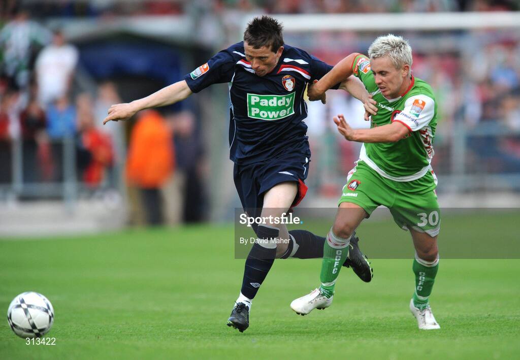 27 July 2008; Bobby Ryan, St Patrick's Athletic, in action against Liam Kearney ,Cork City. eircom League Premier Division, Cork City v St Patrick's Athletic, Turners Cross, Cork. Picture credit: David Maher / SPORTSFILE